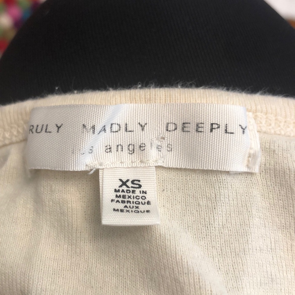 Tshirt Bundle - image 4